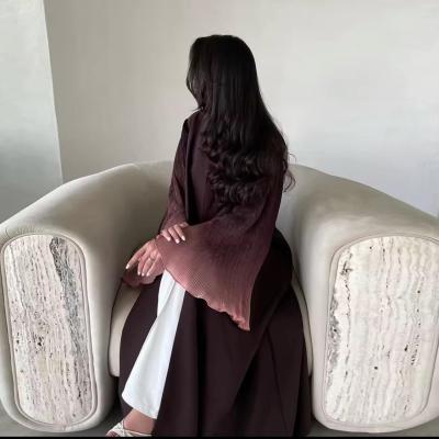 عباية ملونة